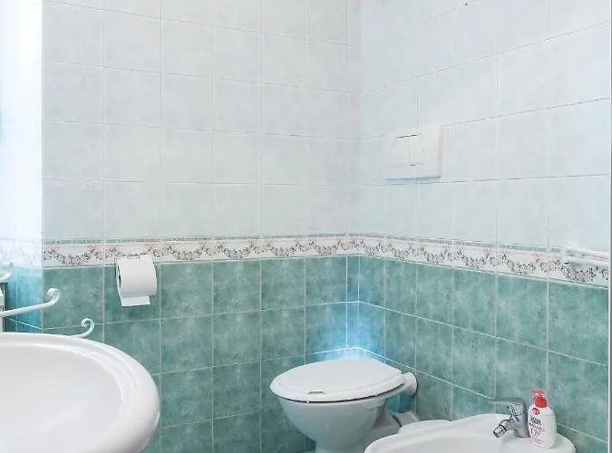 Cavourcolosseumapartment Апартаменты Рим